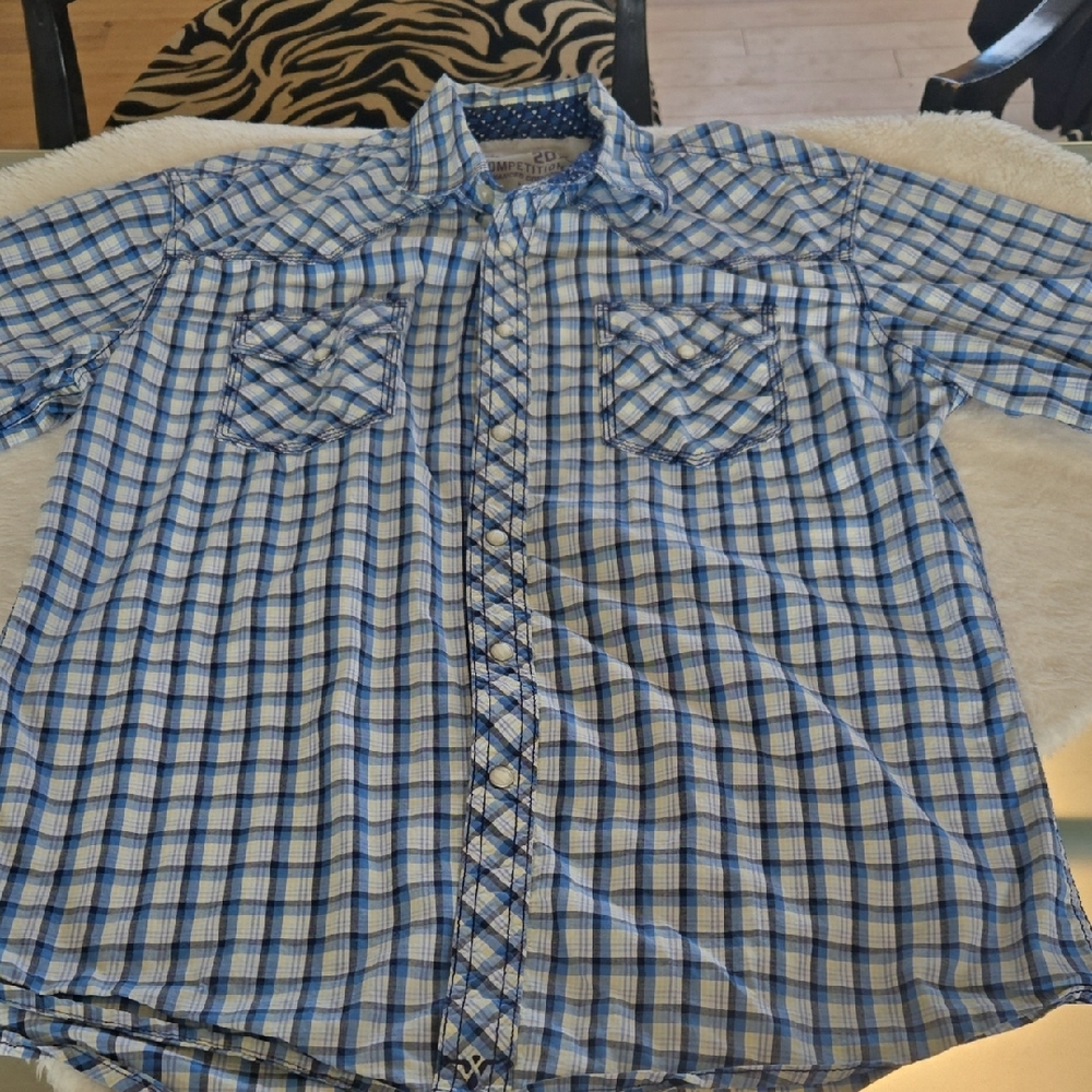 Wrangler Blue and White Checkered Casual Shirt